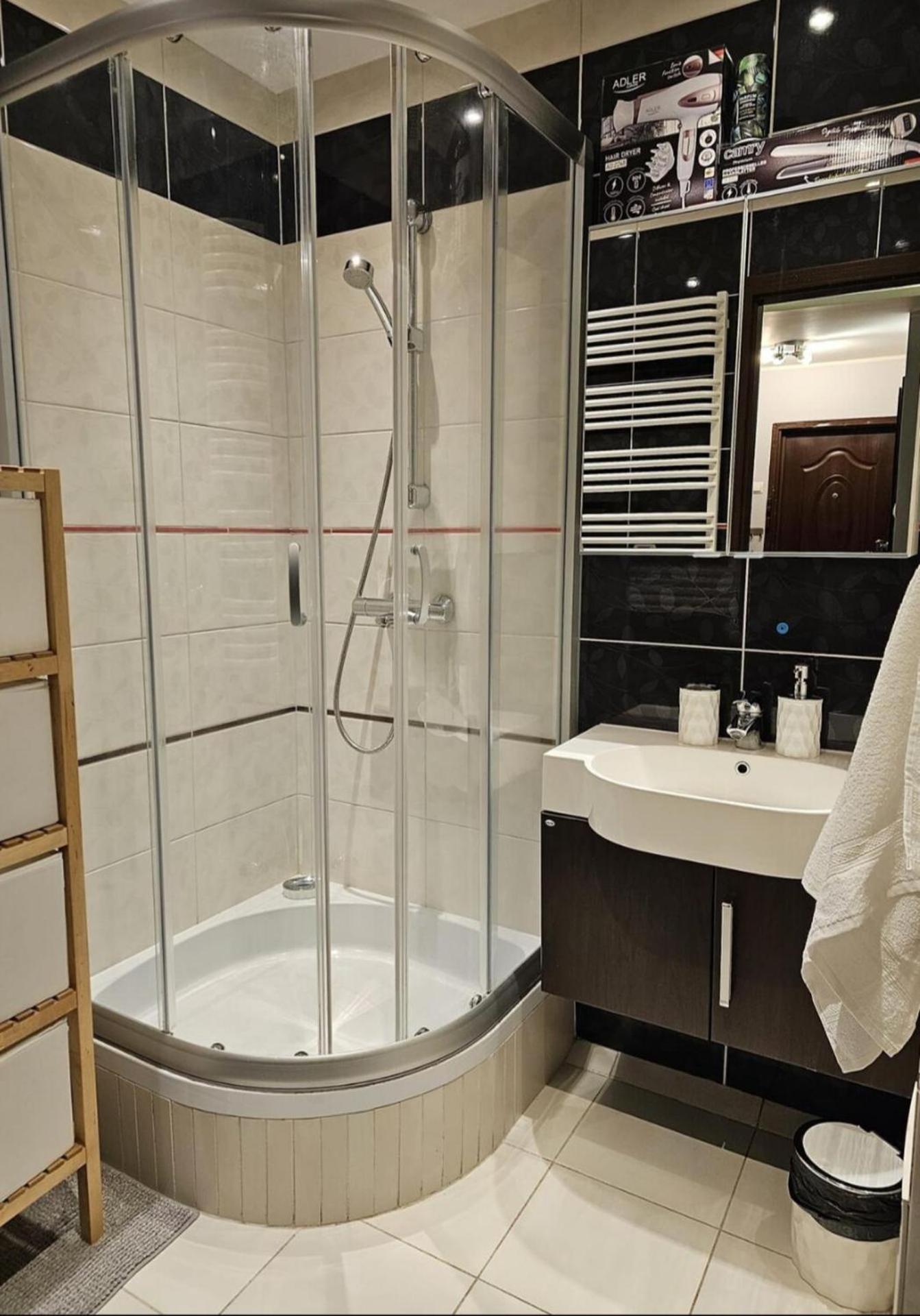 Apartment In Zyrardow 10Min To Suntago المظهر الخارجي الصورة