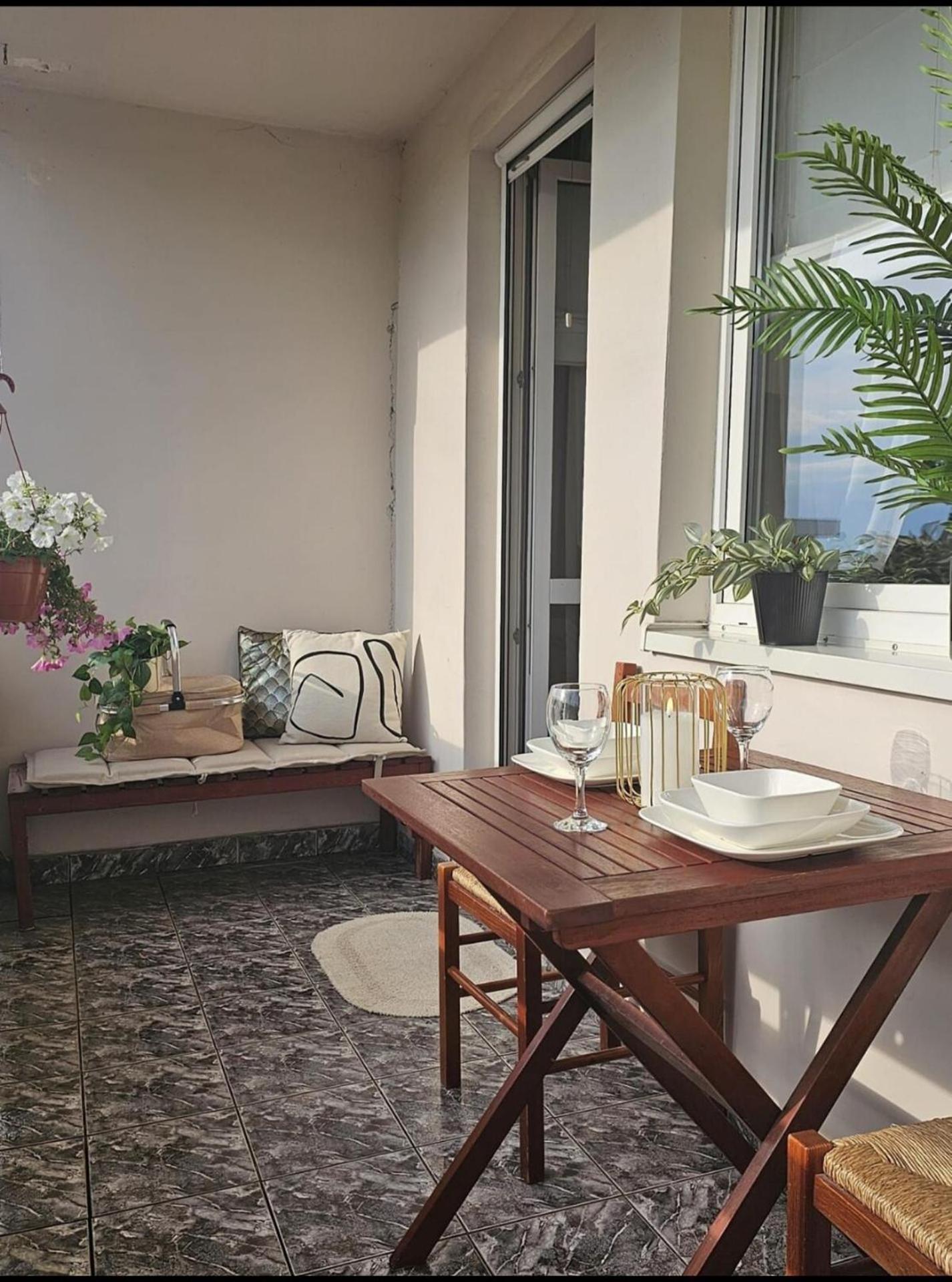 Apartment In Zyrardow 10Min To Suntago المظهر الخارجي الصورة